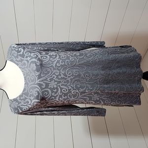 Chico's Traveler's Crew Neck Sliver Swirl Textured Print 3/4 Sleeve  size 1